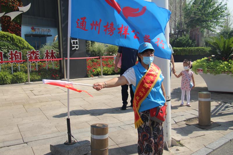 <strong>爆插老女人</strong>